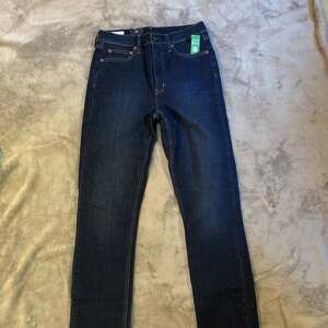 GAP Straight‎ Jeans Size 29 NWT